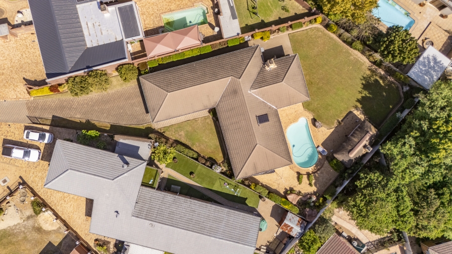 4 Bedroom Property for Sale in Vredekloof Western Cape